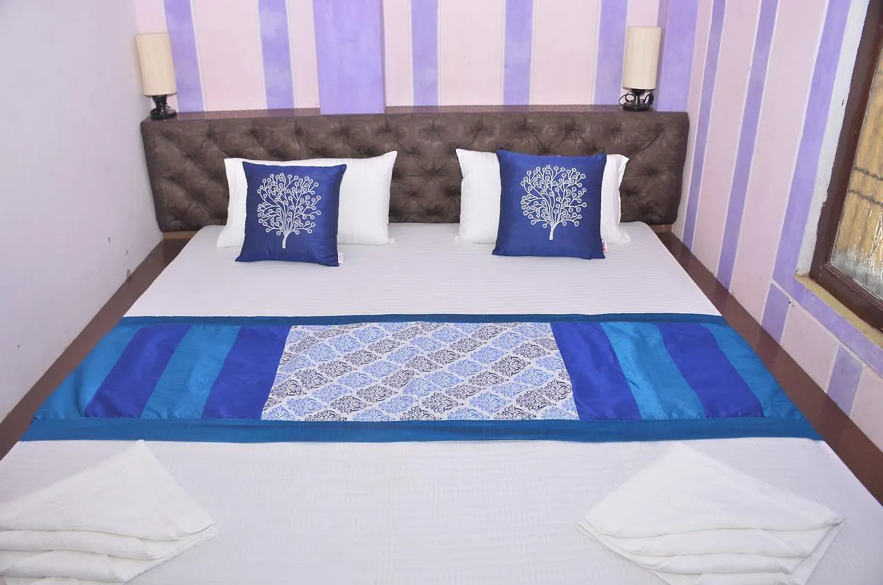 Guest house Balaji Atithi Ashray Hotel Varanasi India